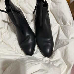 Frye Boots size 8.5  excellent condition Black Leather Double Zip Boots